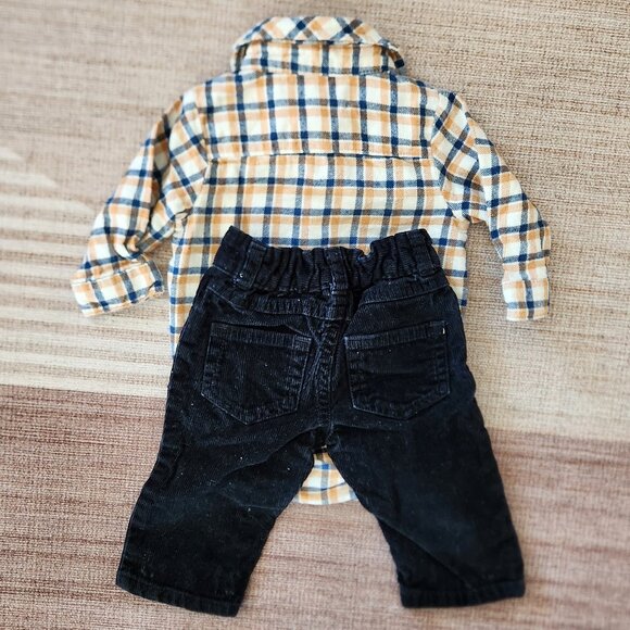 🌻5/$25🌻Flannel and corduroy baby set - Picture 6 of 6